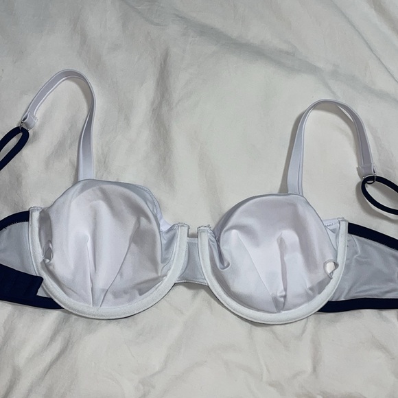 Cupshe x Jojo | Color Block Bikini - Picture 9 of 10